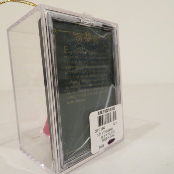 Christmas Glass Ornament Santa Handcrafted by Unique Treasure Gift Box Keepsake - Picture 6 of 6